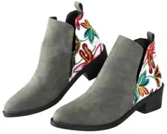 Item thumbnail for item f540deb4-ce8f-4a37-a683-69afe215b895