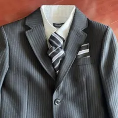 卒園入学式用　ストライプ スーツ 120cm ネクタイ付き