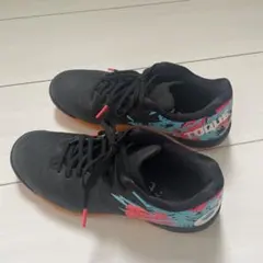 フットサルシューズ　22㎝