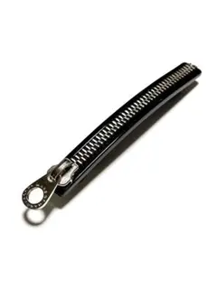 Marc by Marc Jacobs: 「希少」バレッタのサムネイル