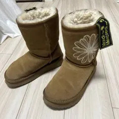 Item thumbnail for item e8423d3e-5c5d-46a1-b5fa-fb744aeed76b