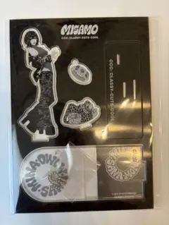 MISAMO 3rd Anniversary POPUP アクスタ　モモ