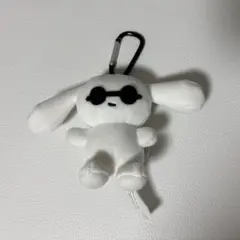 アイシナモロール　カラビナマスコット　サングラス