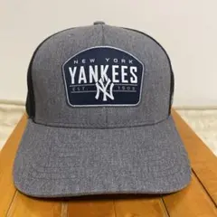 【美品】New York Yankees キャップ メッシュ グレー ブラック