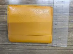 ドンテポーナ　二つ折り財布