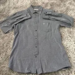 LACOSTE スリムフィット グレー シャツ