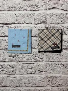 美品　BURBERRY　ハンカチ2枚セット　ｗ1526-0505-2-1
