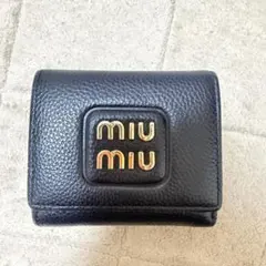 MIU MIU 三つ折り財布 ブラックのサムネイル