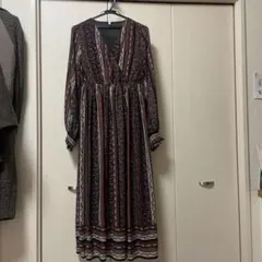 ロングドレス ダークネイビー ボルドー 花柄