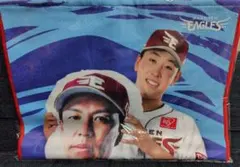 藤平選手、岸選手助手席ガラポン2等タオル