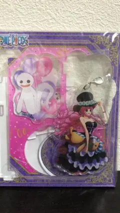 ワンピース ペローナ グッズ　バースデー　アクリルスタンド　　フィギュア 麦わらストア】“ゴーストプリンセス”ペローナのバースデーグッズが新