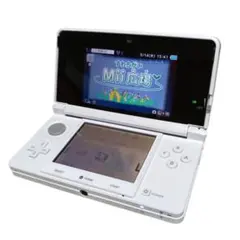 【美品】Nintendo 3DS ホワイト本体 充電器付き　ゲーム機　任天堂