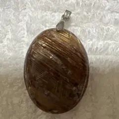 ルチルクォーツ オーバル型ペンダント
