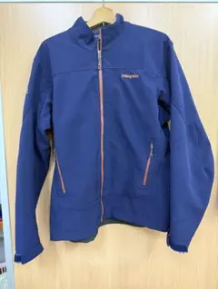 patagonia フルジップジャケット　ネイビー