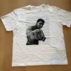 2026年AW sacai Muhammad Ali モハメドアリTシャツ 白3 - メルカリ