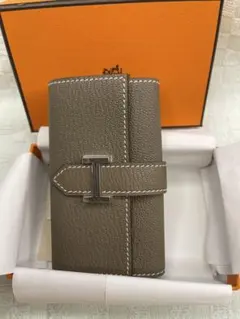 HERMÈS べアンキーケース エトゥープ - メルカリ