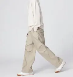 ユニクロC ワイドパラシュートパンツ