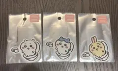 ちいかわ　スマホに貼れるサイズのステッカー　トイレット　トイレ　ハチワレ　うさぎ