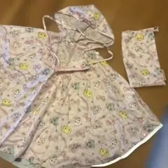 【美品】キャラクター柄フード付きレインコート 90
