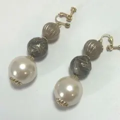 ハンドメイドアクセサリー　イヤリング　パール