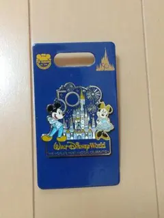 ディズニー 50周年 ピンバッジ ミッキー ミニー シンデレラ城