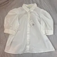 ★新品タグ付き★ブラウス ¥4,900→1,480のサムネイル