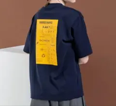 MUHET バックプリントT シャツのサムネイル
