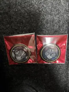 鬼滅の刃　猗窩座　缶バッジ２個セット