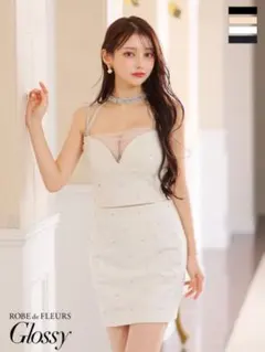 ROBE de FLEURS Glossy ビジューマーメイドドレス ベージュ ROBE de FLEURS Glossy ビジューマーメイドドレス ベージュ - メルカリ