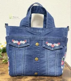 デニムリメイク　トートバッグ デニムジャケット　フラワーステッチNo.41