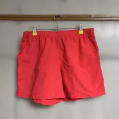 Columbia 赤 ショートパンツ