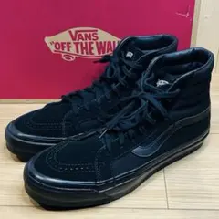 Item thumbnail for item 07c56e51-59c4-4c70-bb49-ea2420f22ea2