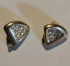 三角形デザイン イヤリング シルバー ゴールド