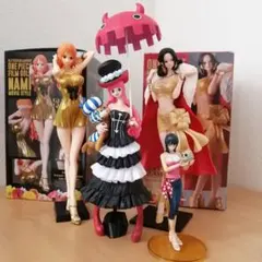ワンピース フィギュア 3点セット➕【おまけ★ロビンフィギュア 小】