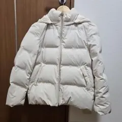 シームレスダウンパーカ オフホワイト ナチュラル Mサイズ