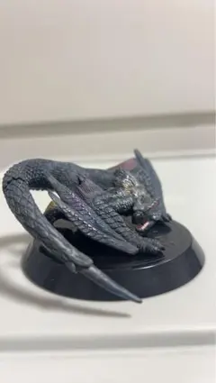 モンスターハンター ナルガクルガ希少種 フィギュア