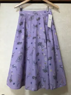 「新品」 テチチ スカート タックスカート フレアスカート 大人素敵なスカート