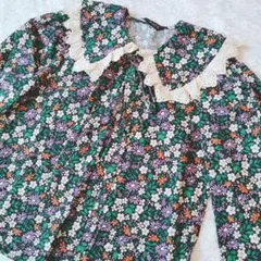 未使用　ZARA　グリーン　花柄　ビッグカラー　レース　ブラウス　サイズＭ