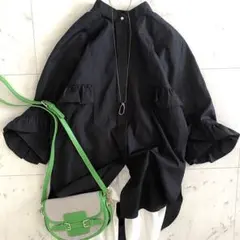美品 ルフィル 24SS SOLOTEXブロードギャザーブラウス ブラック 近年