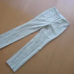 トゥモローランドカジュアルパンツ