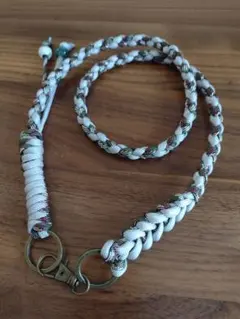 Item thumbnail for item 25daebbd-e6fe-4ed4-a081-78efdc45643a