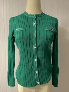 Item thumbnail for item 0a8dfed4-5009-453f-8720-e03c0fb0dc2c