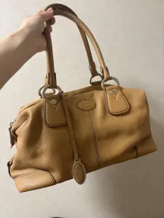 TOD'S キャメル　レザー ハンドバッグのサムネイル