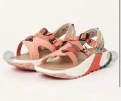美品★NIKE オネオンタサンダル