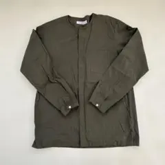 ユナイテッドアローズ　ノーカラーシャツ　カーキ　メンズ　Mサイズ