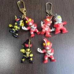 仮面ライダー キーホルダー 4個セット - メルカリ