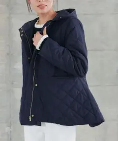 【新品タグ付き】ピエロ　フードキルティングブルゾン　ネイビー　S