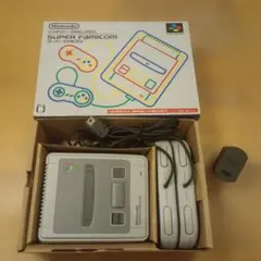 ⑧ 純正アダプター付き ニンテンドー スーパーファミコン クラシックミニ 任天堂