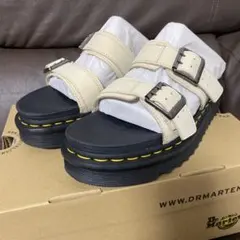 【極美品】Dr. Martens マイルスDB サンダルのサムネイル