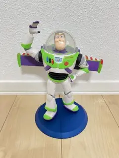 バズ・ライトイヤー プレミアム フィギュア Ver.2